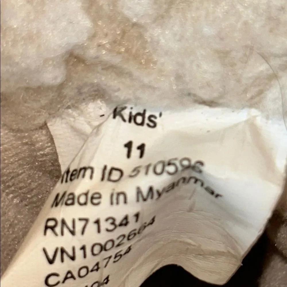 L.L. Bean Kids Boots Toddler Size 11 BoysOlive Green Tan Sherpa Snow Rain Shoes